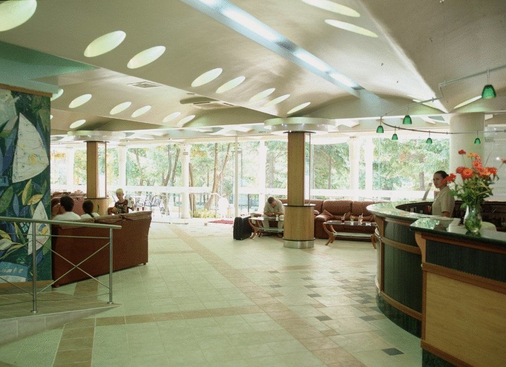 Отель Hotel Magnolia Албена-16