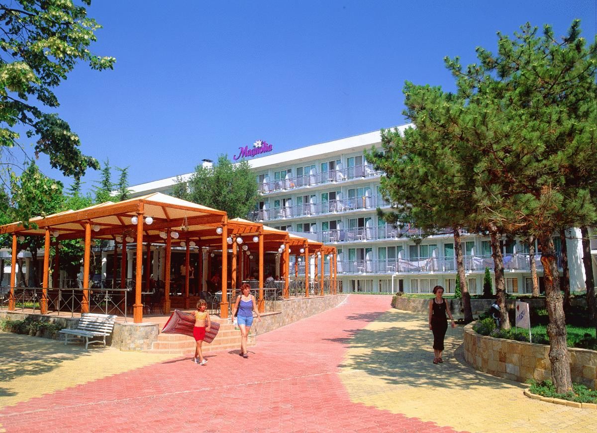Отель Hotel Magnolia Албена-9