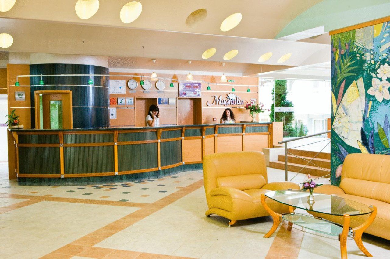 Отель Hotel Magnolia Албена-11